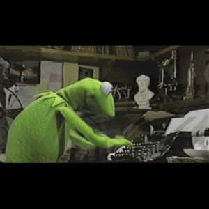 Meet your Posher, Kenzie